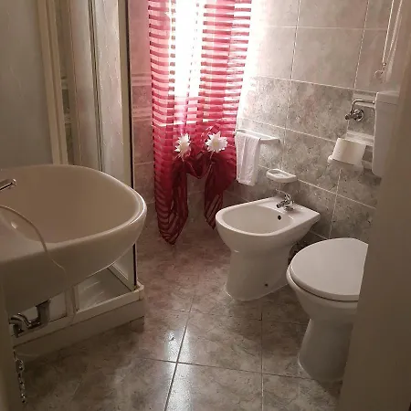 & Breakfast Diana E Ninni