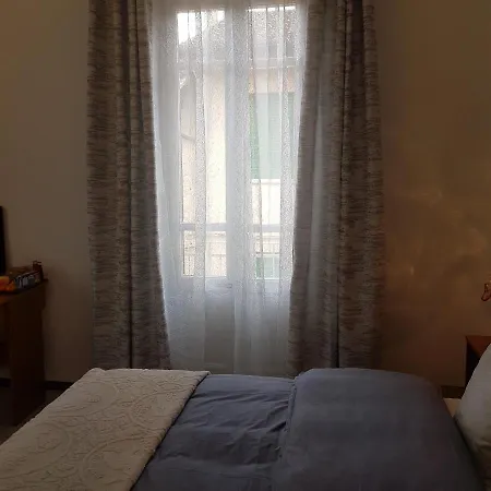 招待所 & Breakfast Diana E Ninni 萨尔索马焦雷泰尔梅